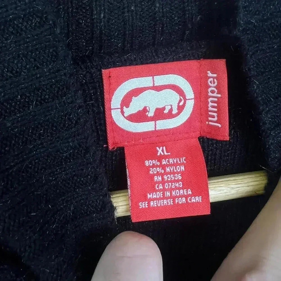 90s Vintage Rap Ecko Unlimited Black Turtleneck Sweater - Trendy & Cozy Unltd. - Picture 5 of 7